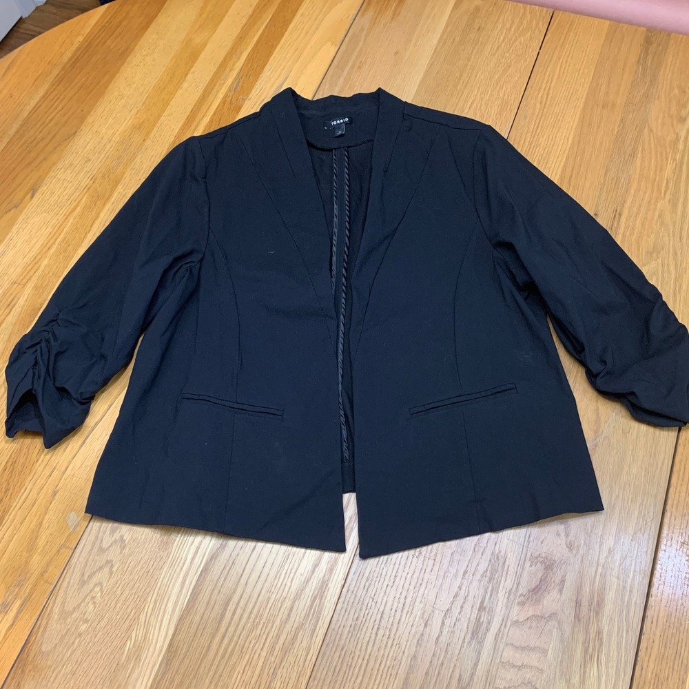 Torrid Womens Black Ruched 3/4 Sleeve Open Front Ponte Blazer Jacket Size 3 Plus